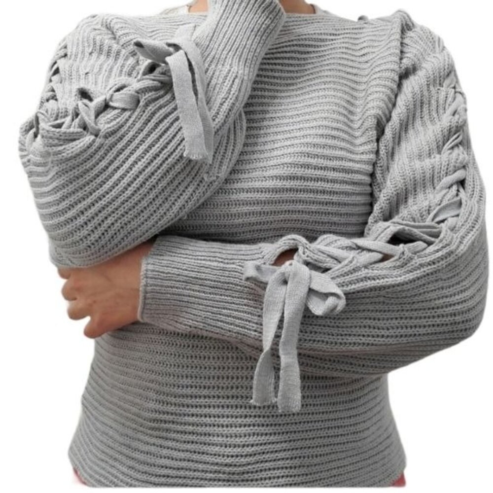 BB Dakota Stone Grey‎ Knit Sweater With Braided Sleeve Detail Size small womens